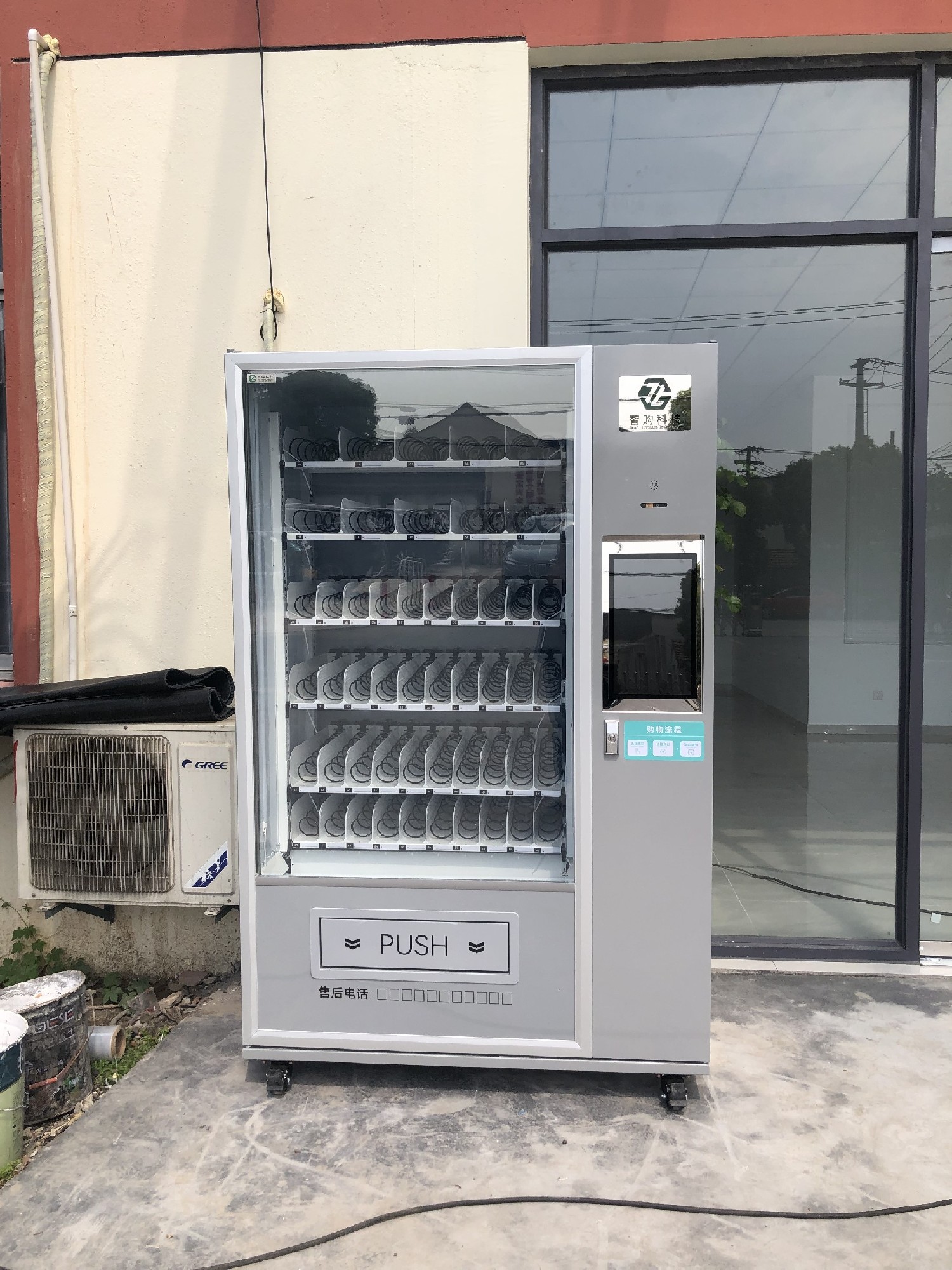 流量浪潮中的精准淘金：智购科技解码交通枢纽“瞬时经济”的消费密码与高维运营策略